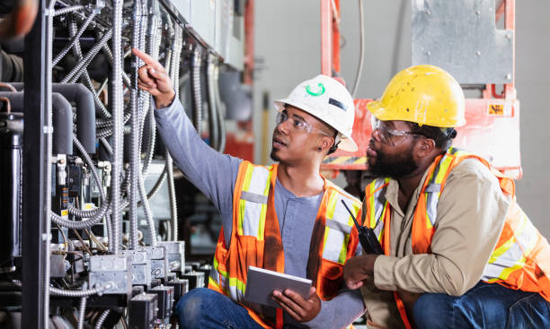Best Electrical Contractors for Businesses  in Natchez, MS